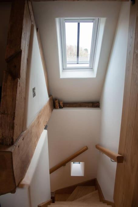 The Cart House - Beautiful Contemporary Barn - Hot Tub Bridgnorth Exterior foto