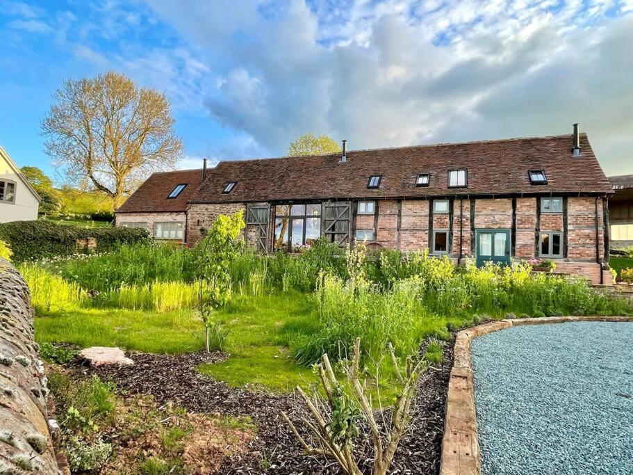 The Cart House - Beautiful Contemporary Barn - Hot Tub Bridgnorth Exterior foto